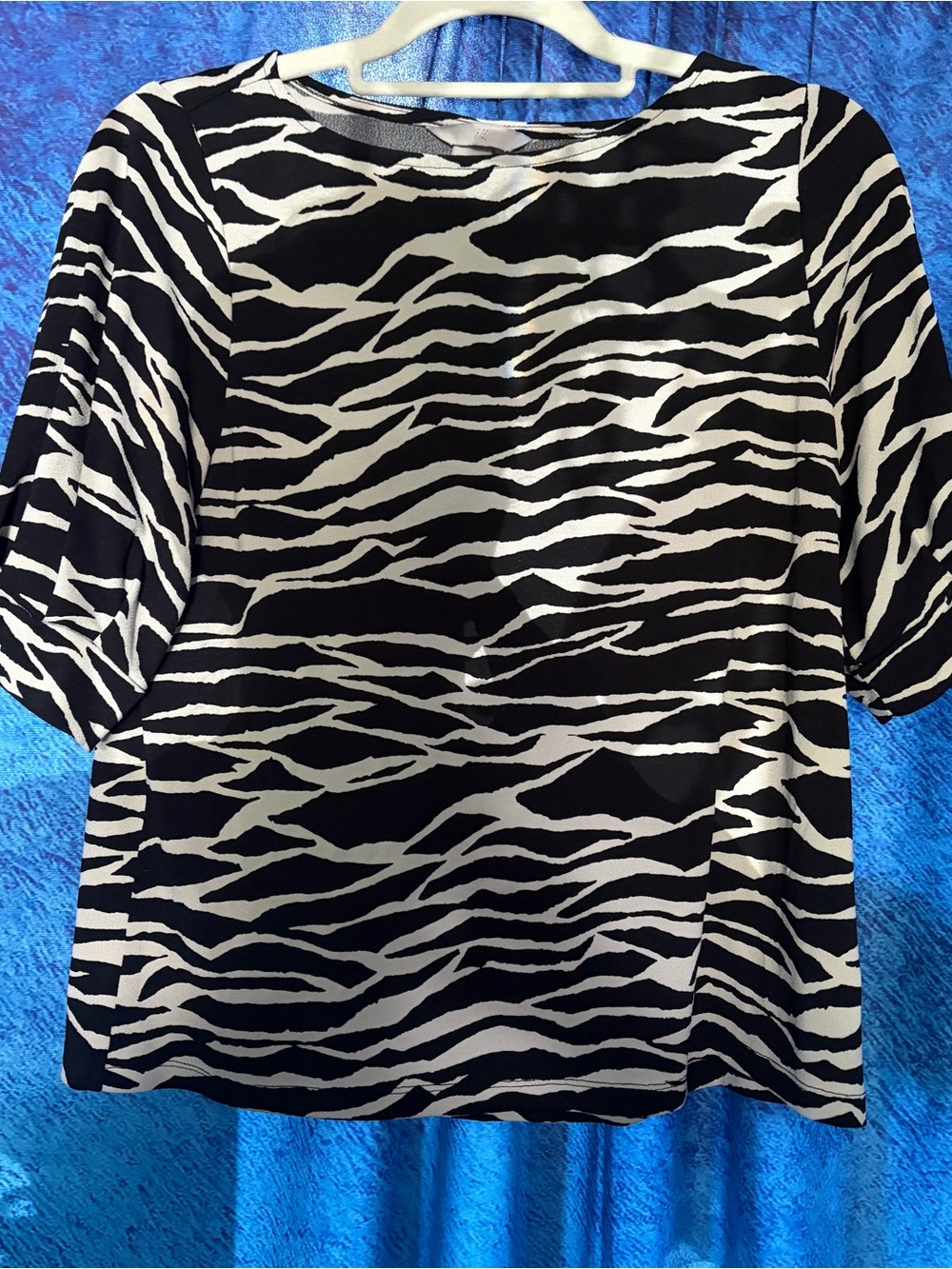 H&M Black and White Zebra Print Blouse